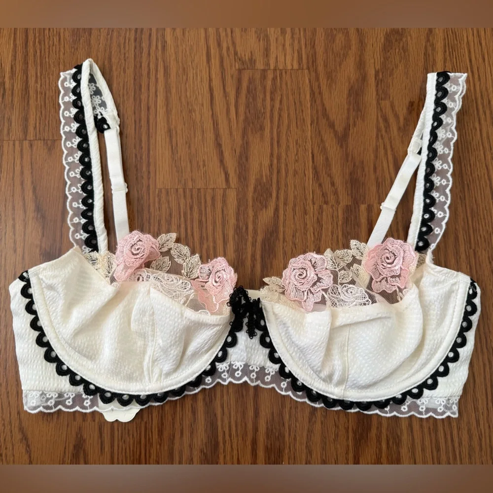 🌷 For Love and Lemons Evie Floral Underwire Bra in Cream Pink Florals Lace - 34D - Picture 3 of 15
